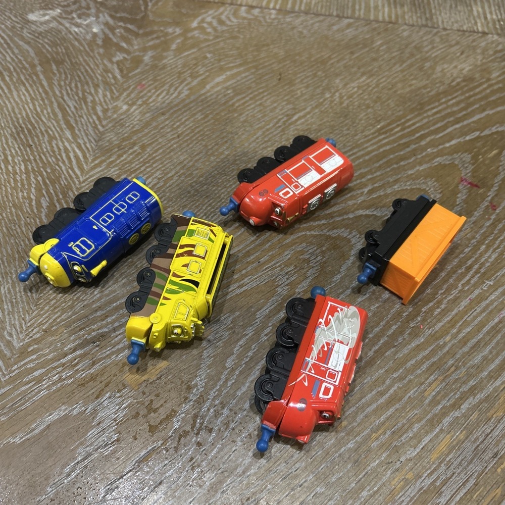 Lot of 5 Chuggington Trains Railway Wilson Brewster Mtambo Wagon Toy Set - Picture 3 of 6